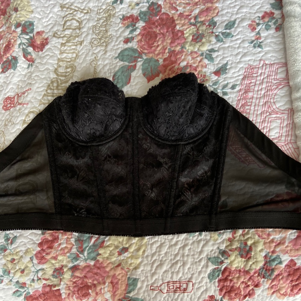Vintage black bustier corset/ bra
